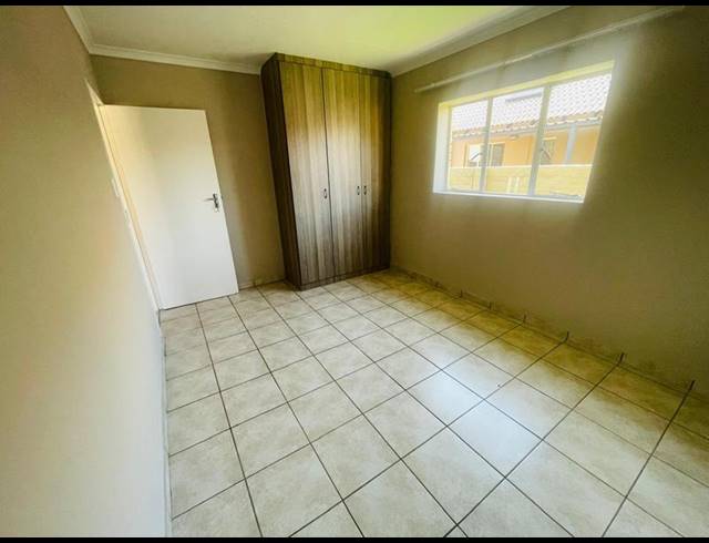 3 BEDROOM TOWNHOUSE FOR SALE IN WATERKLOOF